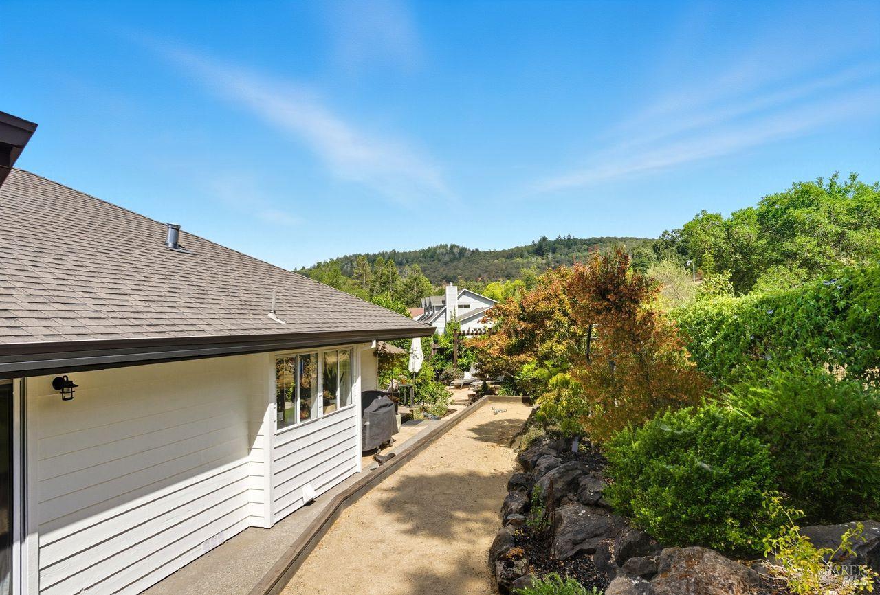 Detail Gallery Image 55 of 63 For 4774 Carissa Ave, Santa Rosa,  CA 95405 - 4 Beds | 2/1 Baths