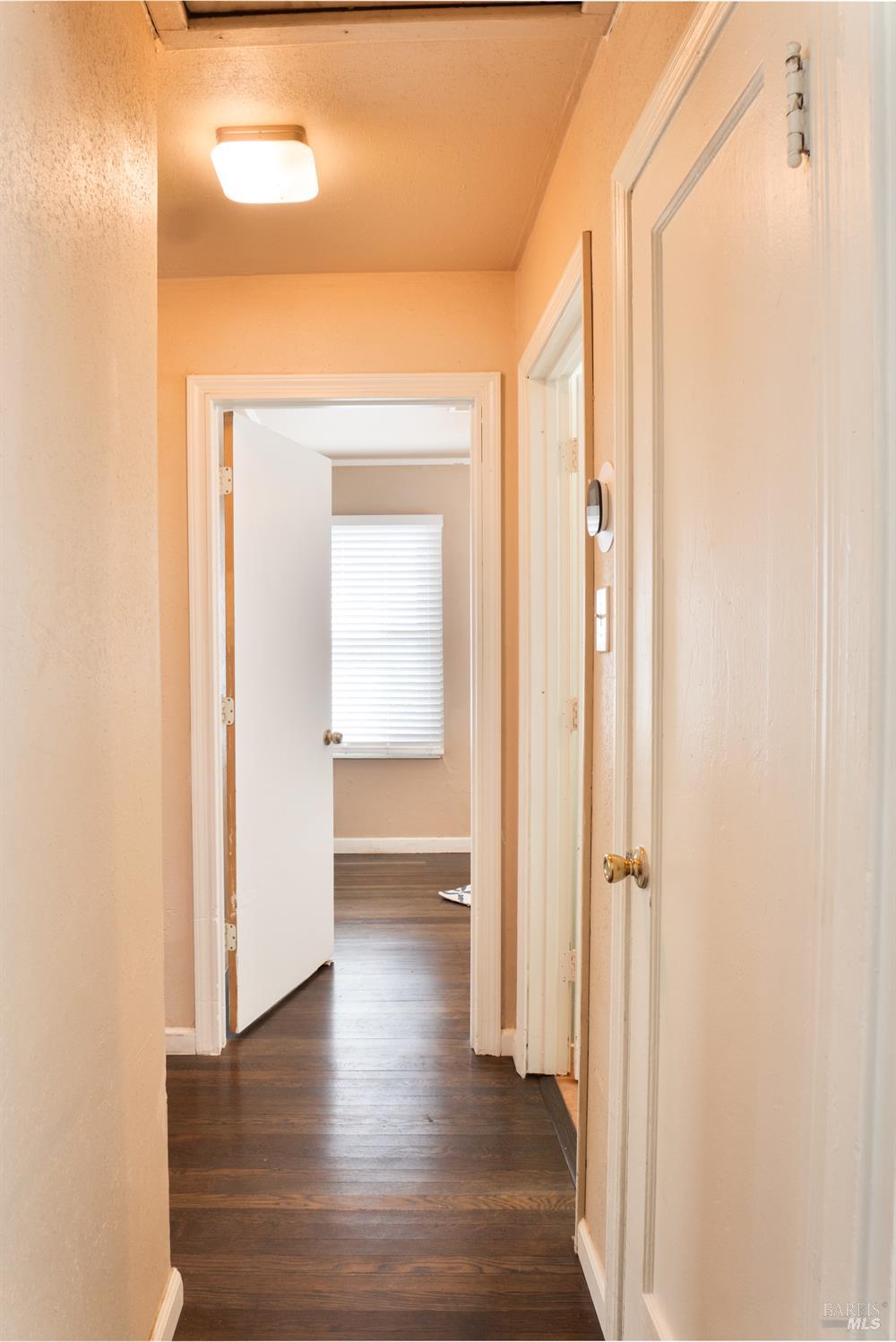 Detail Gallery Image 13 of 24 For 40 La Cruz Ave, Benicia,  CA 94510 - 3 Beds | 2 Baths