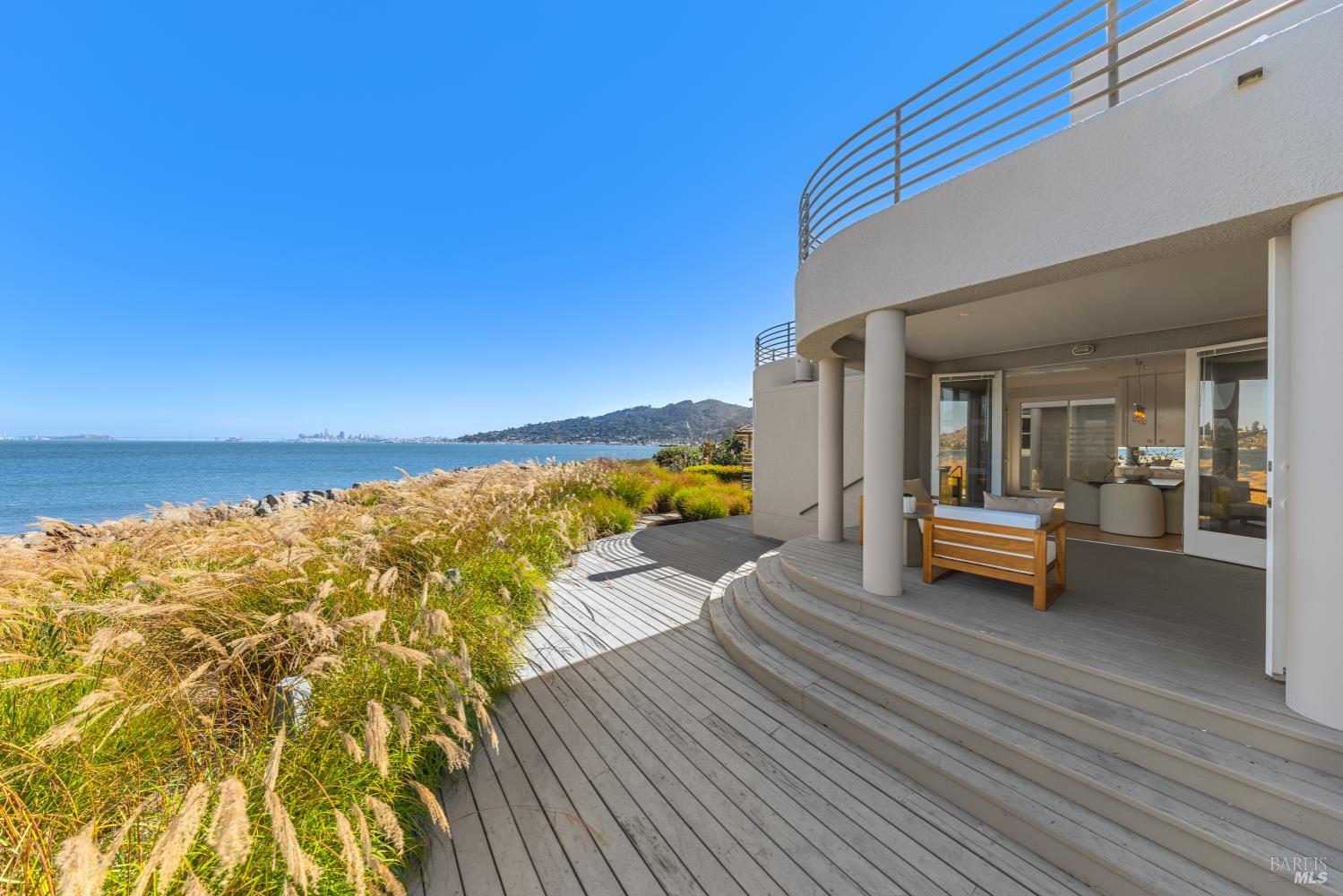 Detail Gallery Image 45 of 54 For 30 Heron Dr, Mill Valley,  CA 94941 - 5 Beds | 3/1 Baths