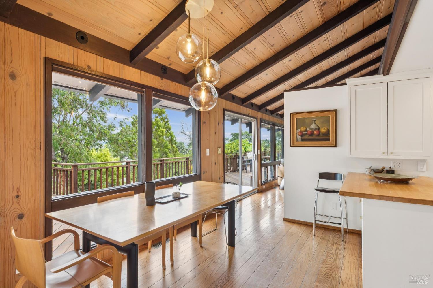 Detail Gallery Image 20 of 53 For 1 Carolyn Ln, Mill Valley,  CA 94941 - 4 Beds | 3 Baths