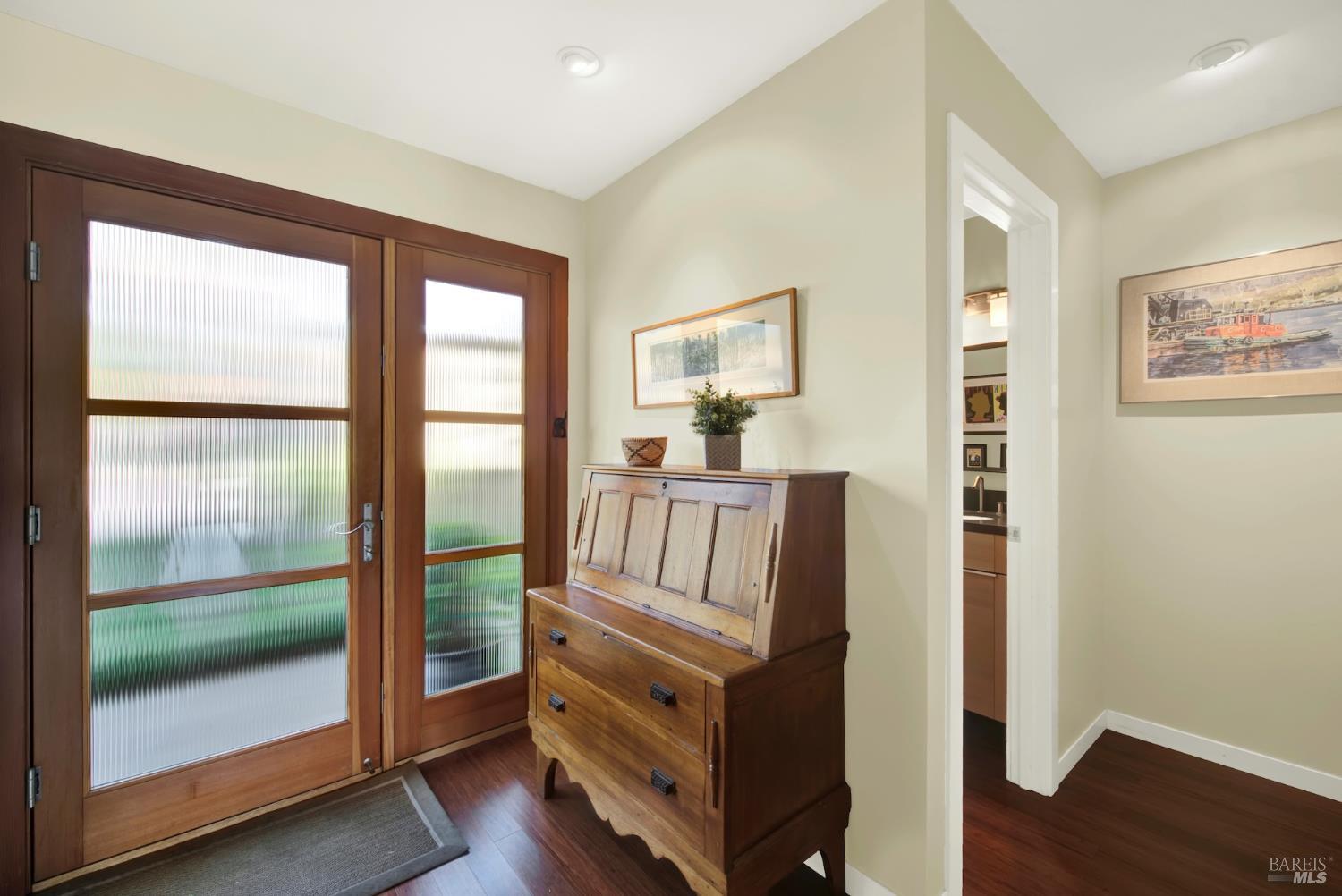 Detail Gallery Image 46 of 97 For 927 Marina Dr, Napa,  CA 94559 - 3 Beds | 2/1 Baths