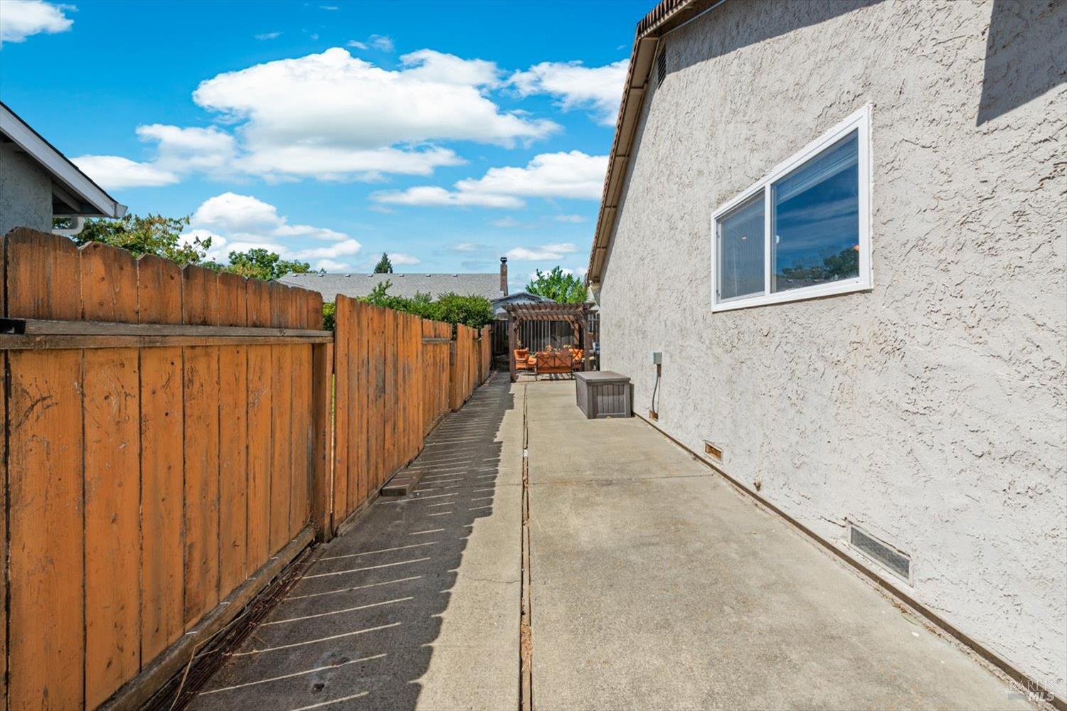Detail Gallery Image 39 of 46 For 420 Temple Dr, Vacaville,  CA 95687 - 3 Beds | 2 Baths