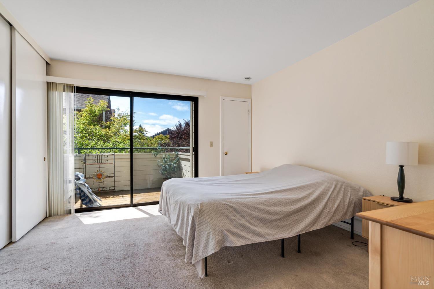 Detail Gallery Image 7 of 13 For 901 Russell Ave #238,  Santa Rosa,  CA 95403 - 2 Beds | 1 Baths