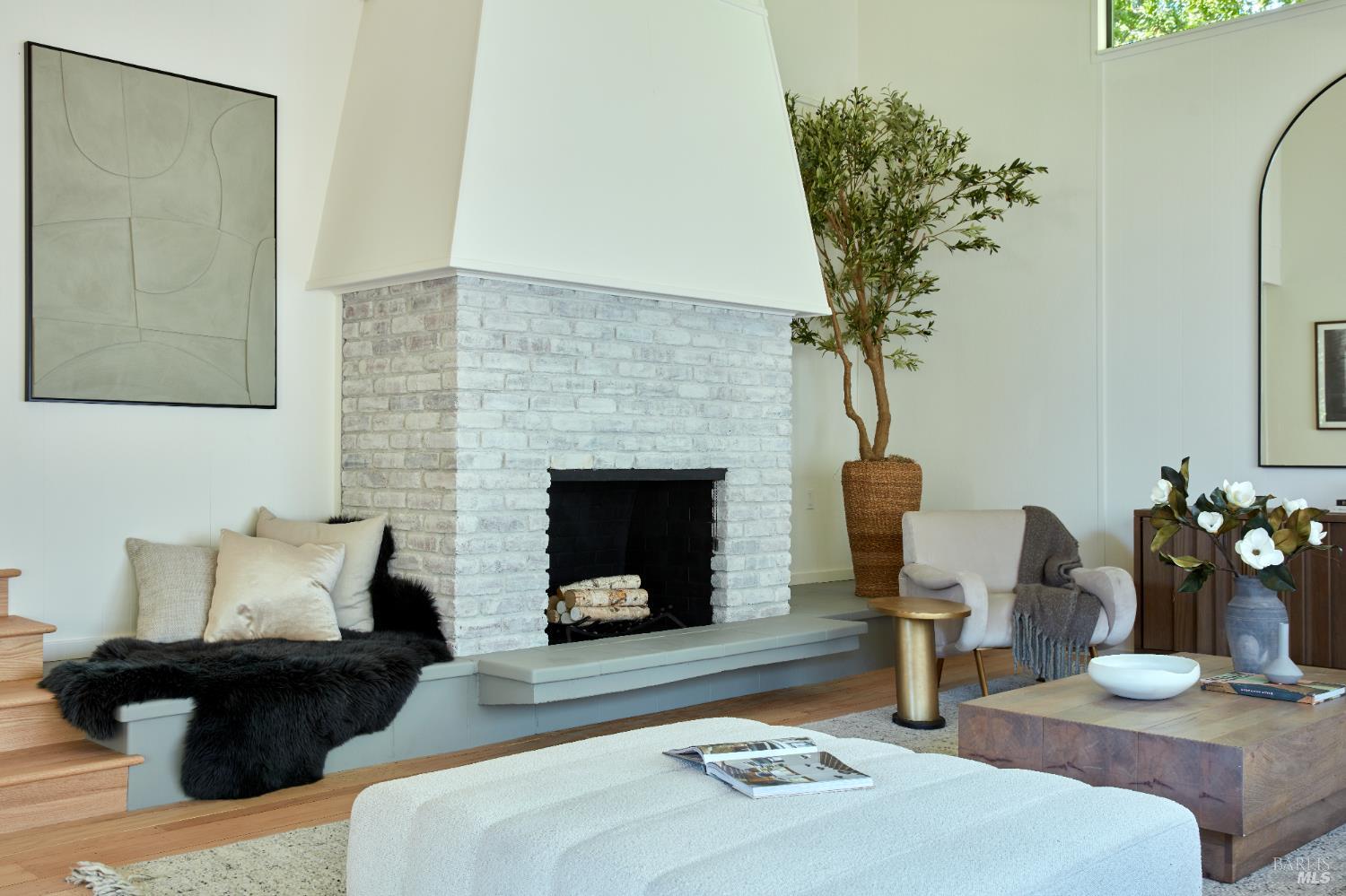 Detail Gallery Image 2 of 34 For 72 Quisisana Dr, Kentfield,  CA 94904 - 4 Beds | 2/1 Baths