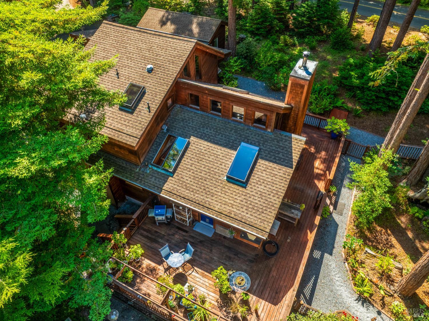 Detail Gallery Image 42 of 43 For 17451 Redwood Springs Dr, Fort Bragg,  CA 95437 - 4 Beds | 4 Baths