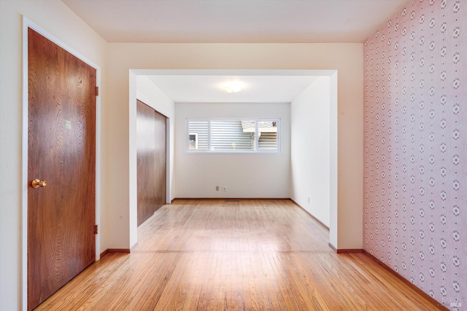 Detail Gallery Image 19 of 27 For 3782 Oxford St, Napa,  CA 94558 - 3 Beds | 2 Baths