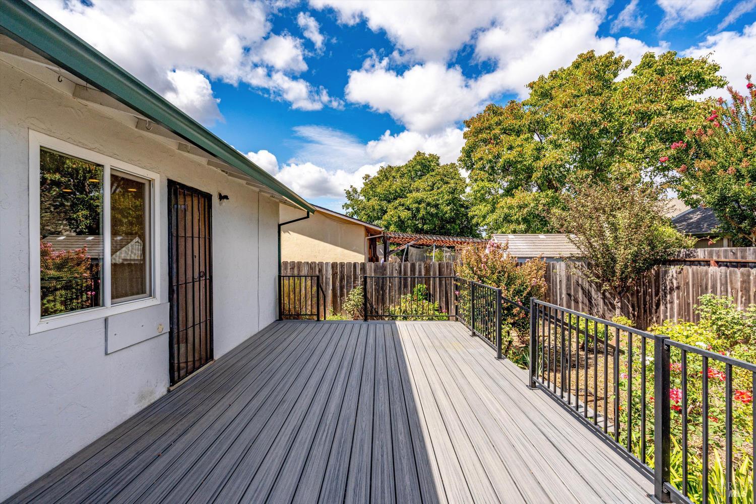 Detail Gallery Image 24 of 27 For 3782 Oxford St, Napa,  CA 94558 - 3 Beds | 2 Baths