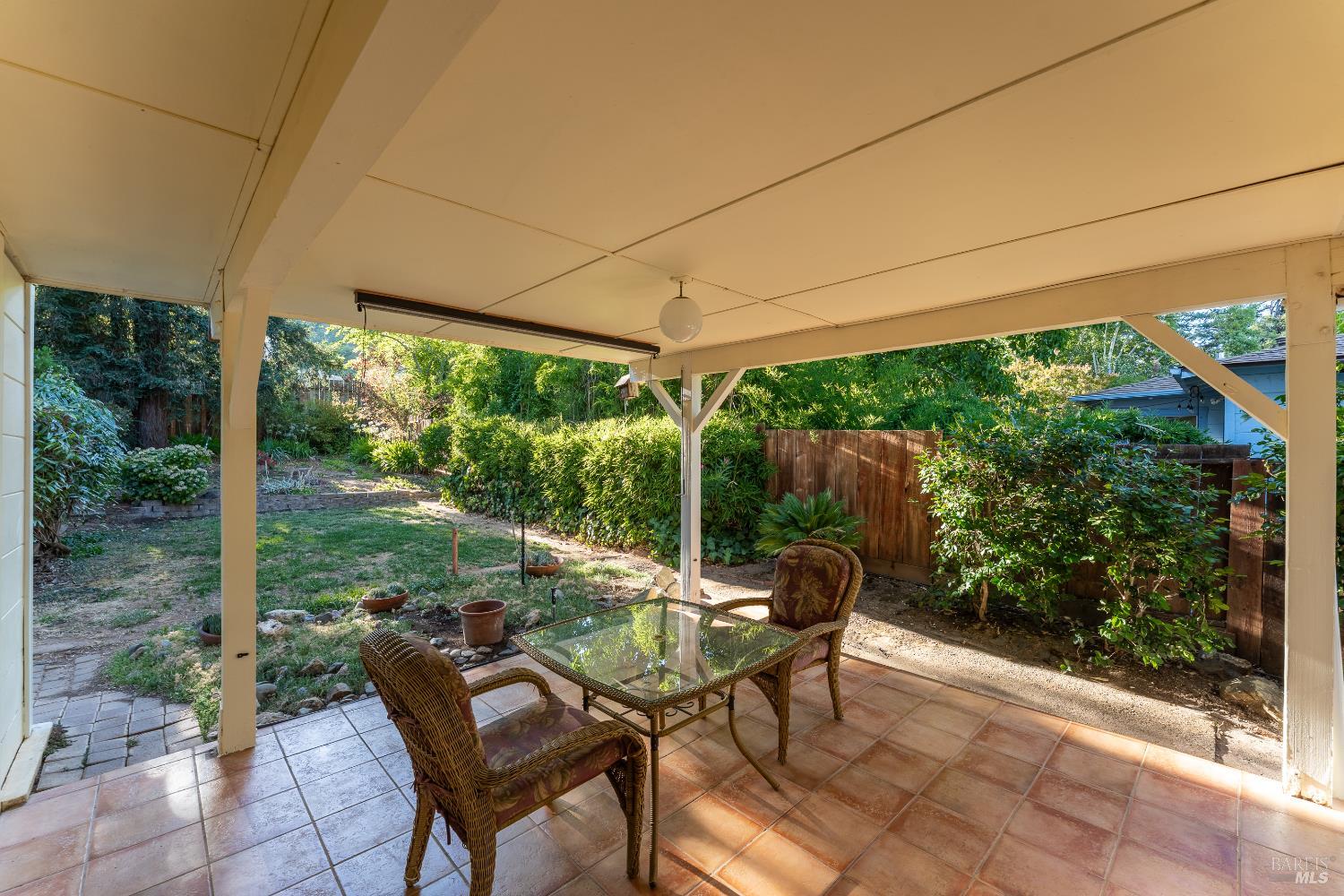 Detail Gallery Image 18 of 27 For 1240 Helen Ave, Ukiah,  CA 95482 - 3 Beds | 2 Baths