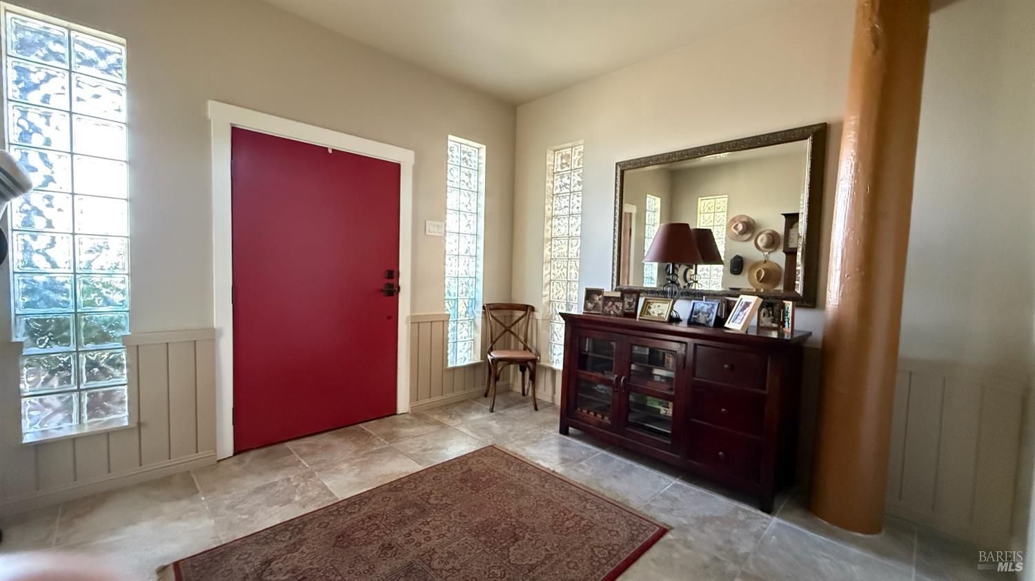 Detail Gallery Image 4 of 46 For 1576 Milton Rd, Napa,  CA 94559 - 3 Beds | 2 Baths