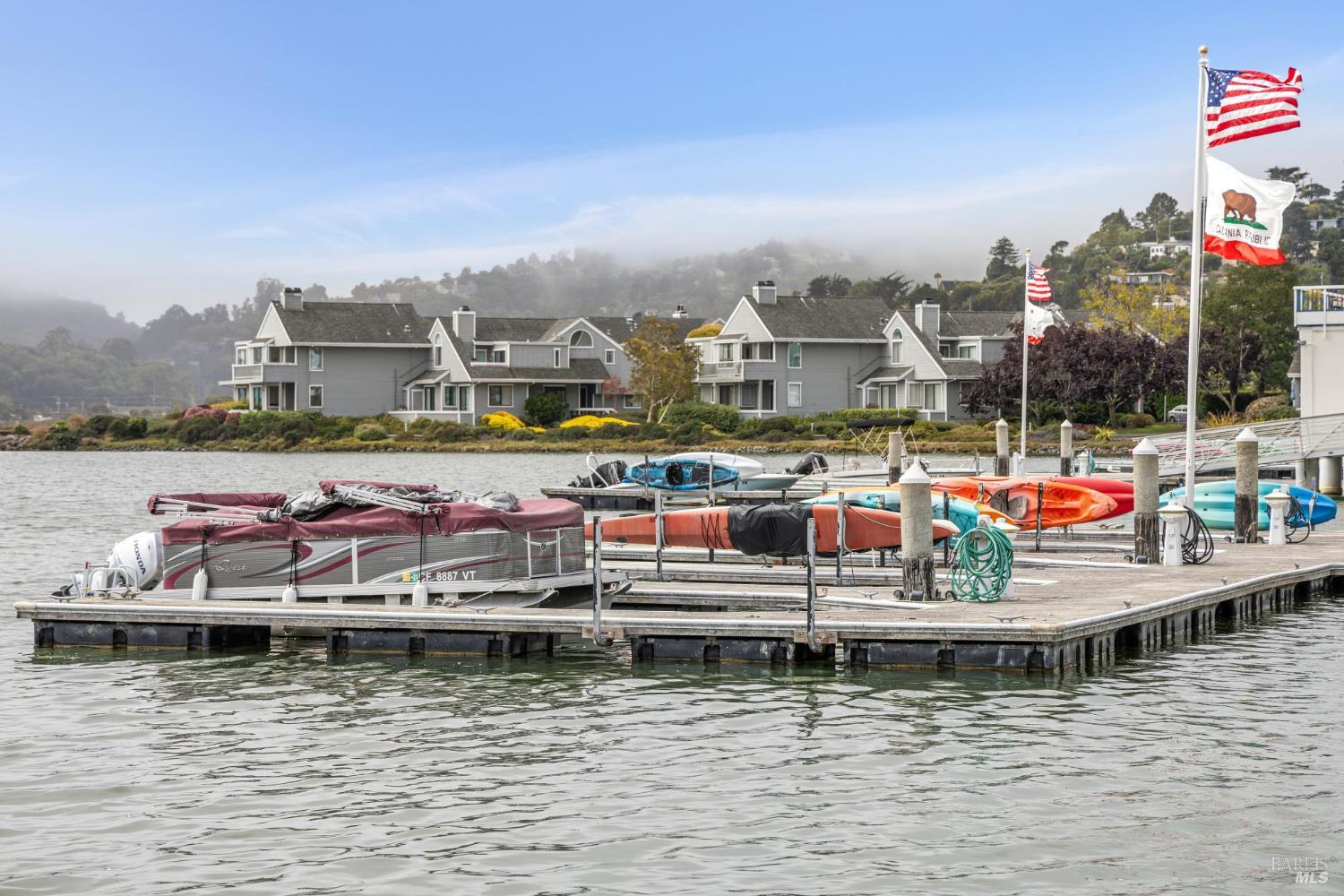 Detail Gallery Image 6 of 76 For 2108 Shelter Bay Ave, Mill Valley,  CA 94941 - 2 Beds | 2 Baths