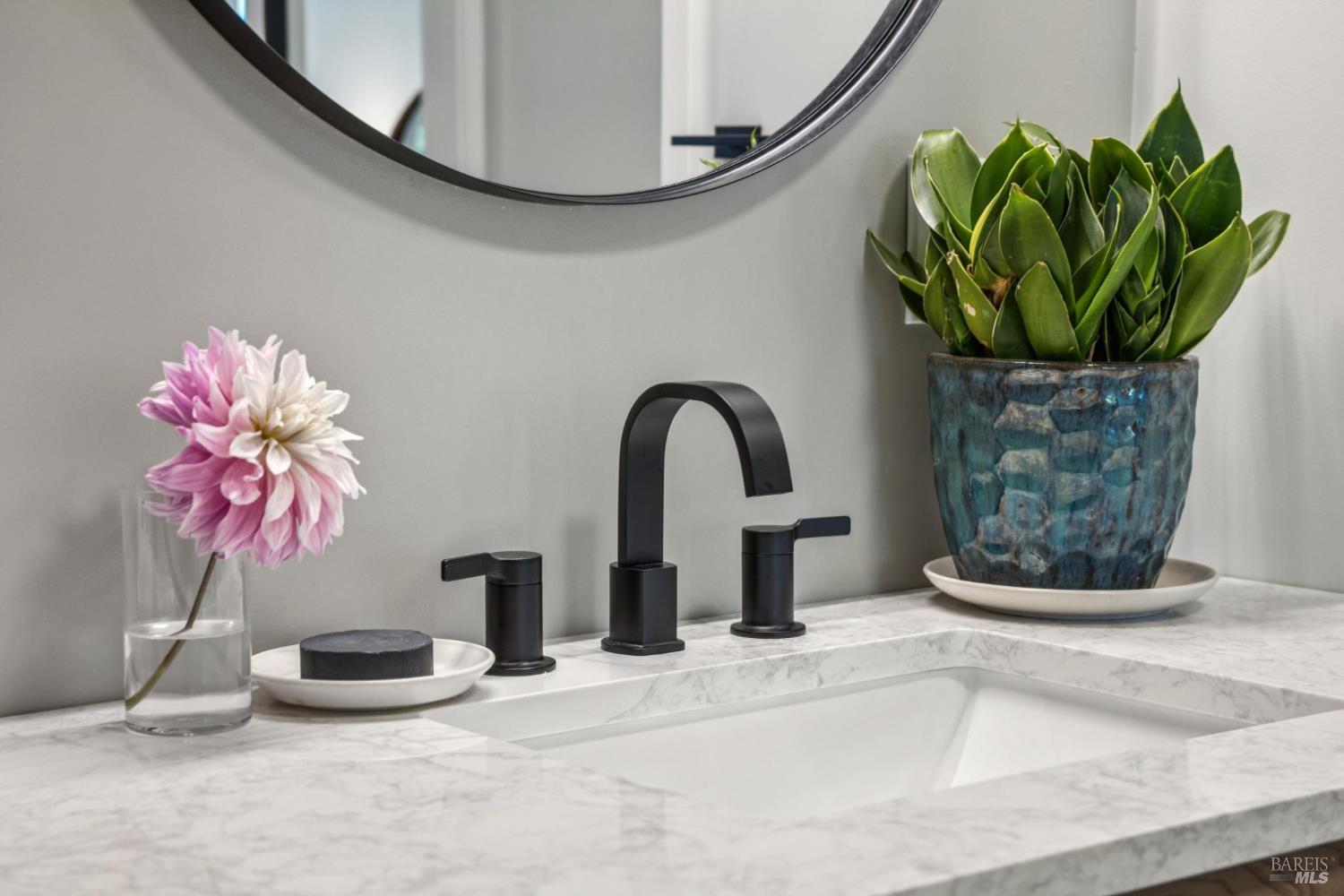 Detail Gallery Image 45 of 76 For 2108 Shelter Bay Ave, Mill Valley,  CA 94941 - 2 Beds | 2 Baths