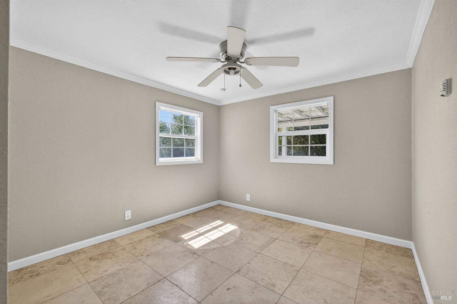 Detail Gallery Image 15 of 32 For 959 San Clemente Dr, Santa Rosa,  CA 95404 - 3 Beds | 2 Baths