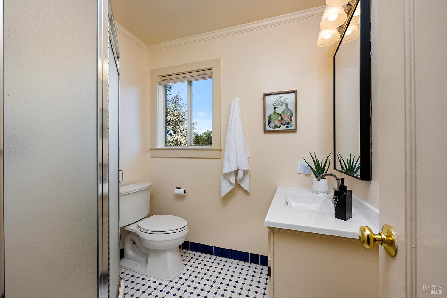 Detail Gallery Image 23 of 38 For 95 Florence Ave, San Anselmo,  CA 94960 - 4 Beds | 3/1 Baths