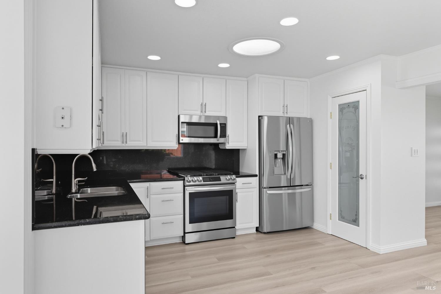 Detail Gallery Image 16 of 55 For 4263 Queen Anne Dr, Union City,  CA 94587 - 3 Beds | 2 Baths