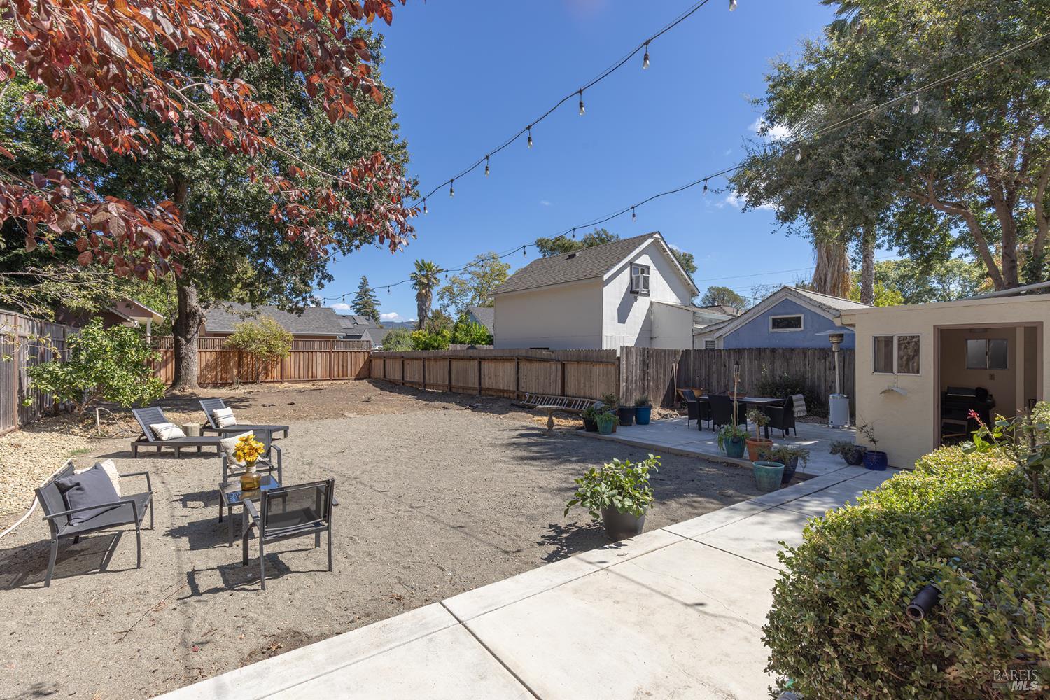 Detail Gallery Image 22 of 45 For 420 Montgomery St, Napa,  CA 94559 - 3 Beds | 2 Baths