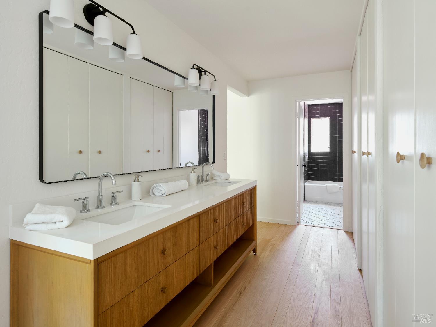 Detail Gallery Image 20 of 34 For 72 Quisisana Dr, Kentfield,  CA 94904 - 4 Beds | 2/1 Baths