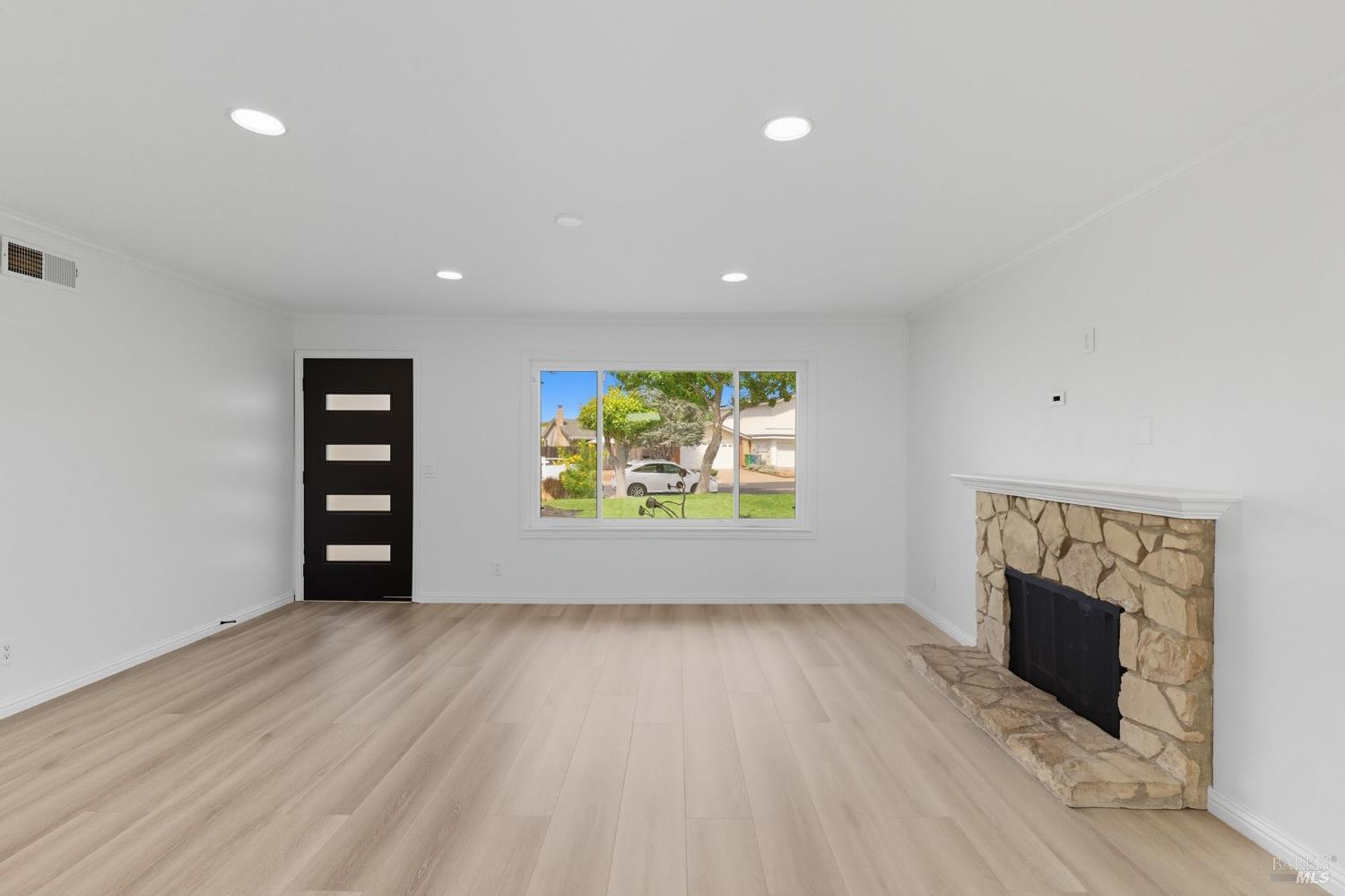 Detail Gallery Image 5 of 55 For 4263 Queen Anne Dr, Union City,  CA 94587 - 3 Beds | 2 Baths