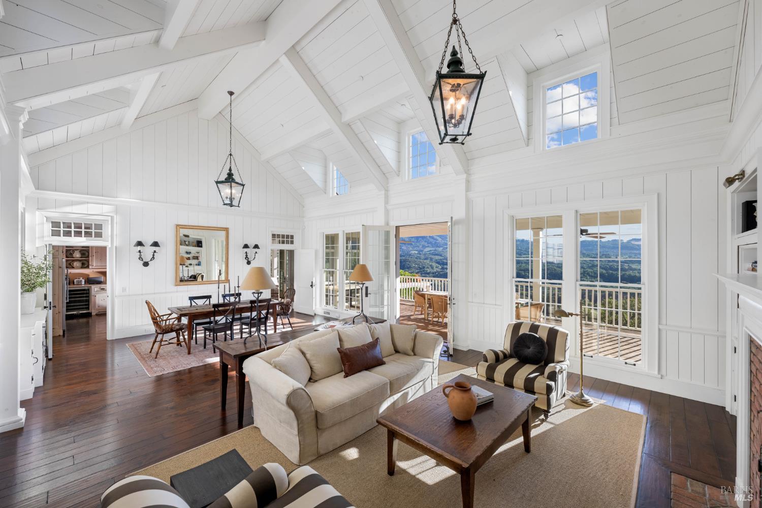 Detail Gallery Image 5 of 36 For 2220 Warm Springs Rd, Glen Ellen,  CA 95442 - 4 Beds | 4/1 Baths