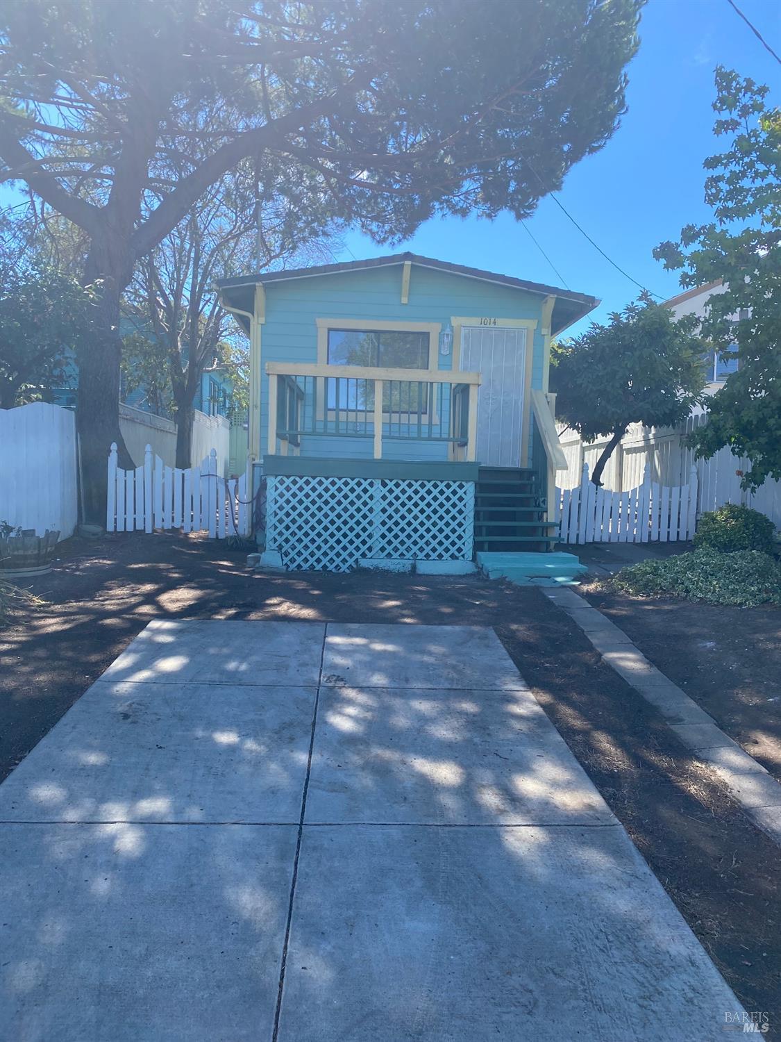 Detail Gallery Image 2 of 2 For 1014 Florida St, Vallejo,  CA 94590 - – Beds | – Baths