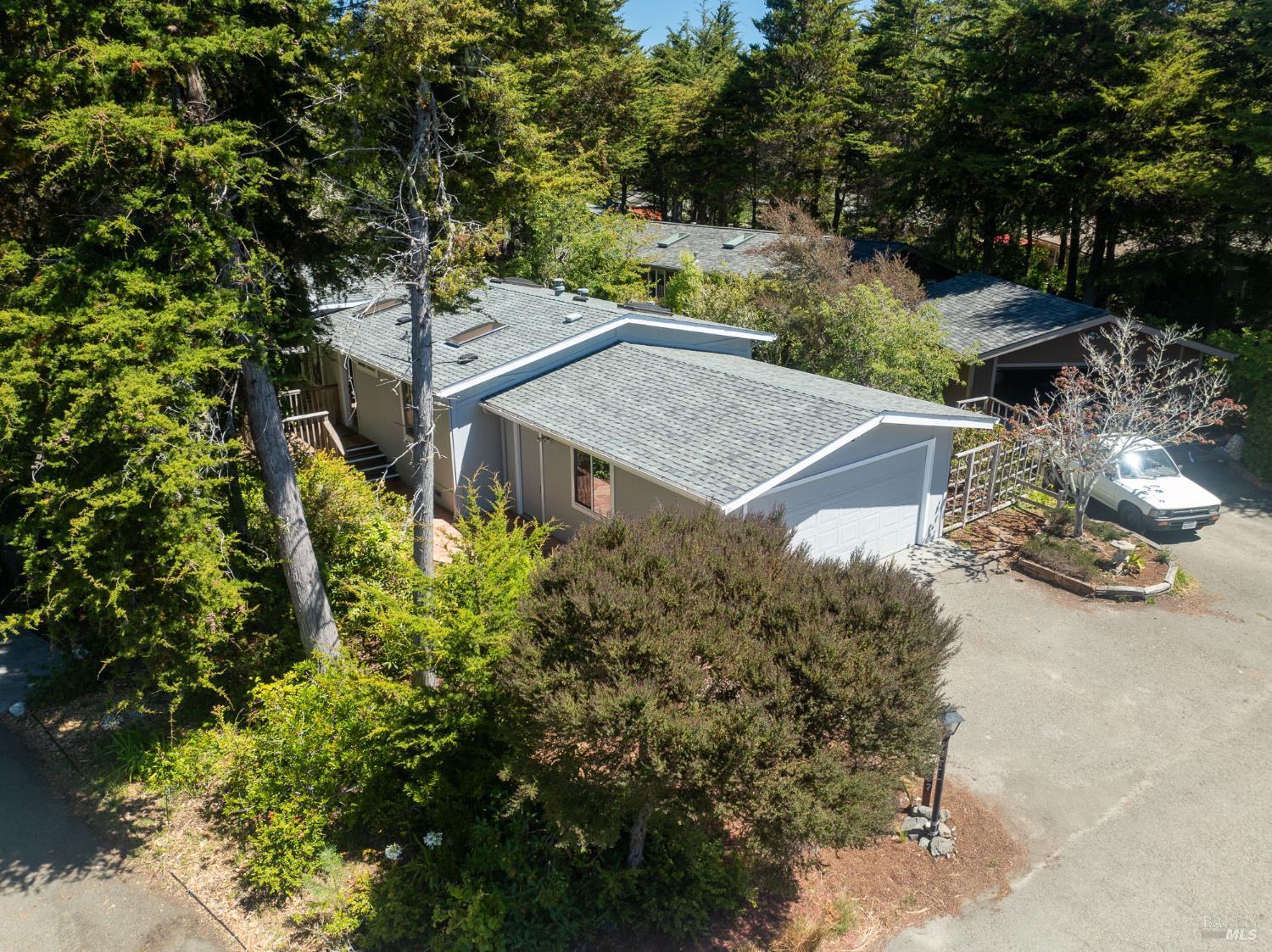 Detail Gallery Image 33 of 37 For 43300 Little River Airport Rd #27,  Little River_1,  CA 95456 - 3 Beds | 2 Baths