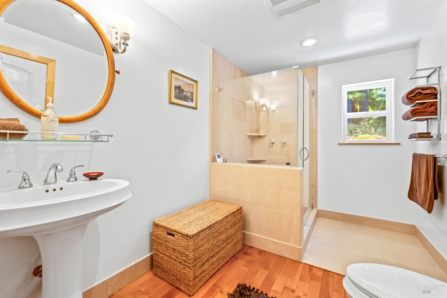 Detail Gallery Image 11 of 40 For 31026 Albion Ridge L Rd, Albion,  CA 95410 - 2 Beds | 2 Baths