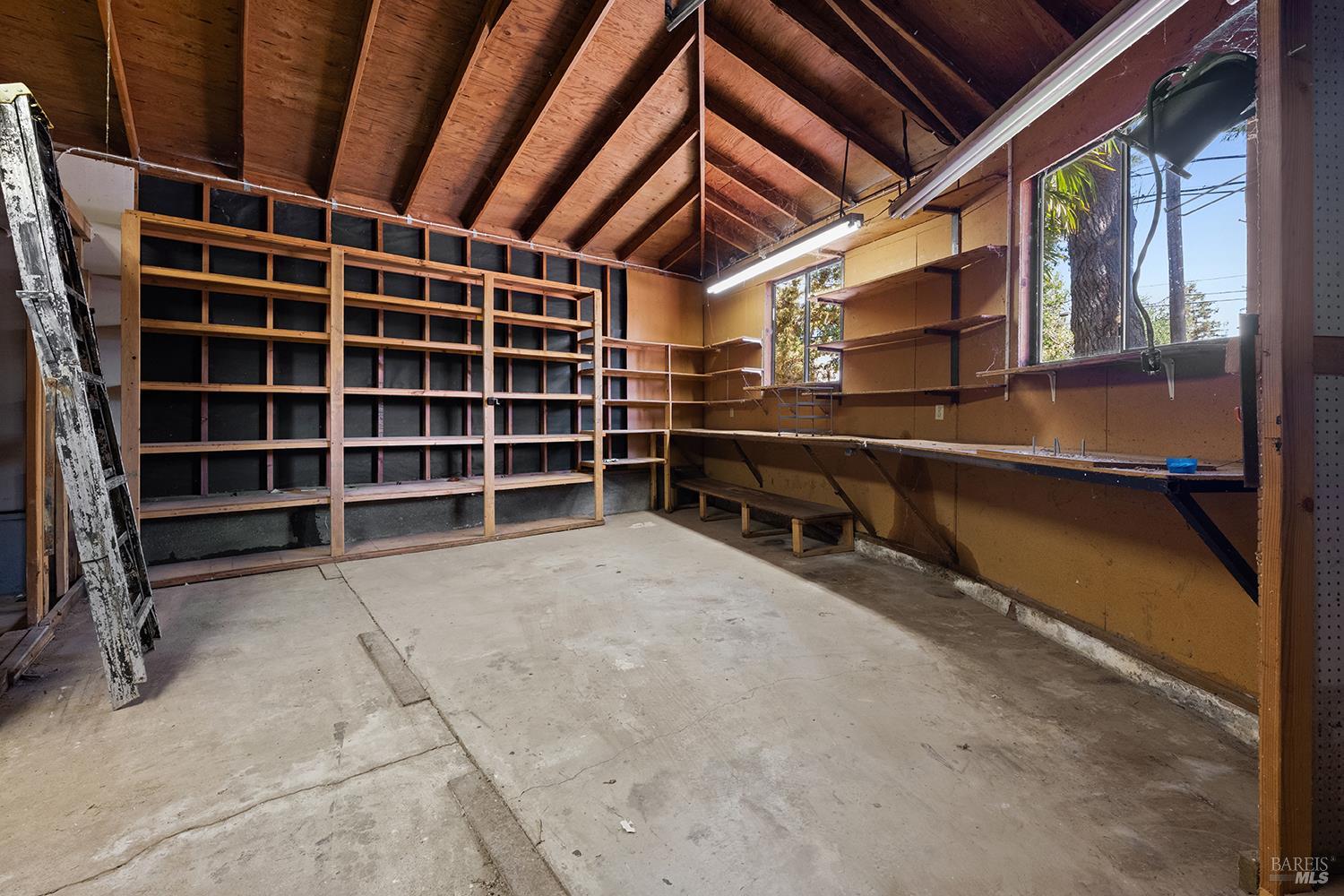 Detail Gallery Image 29 of 37 For 502 Pleasant Hill Rd, Sebastopol,  CA 95472 - 3 Beds | 2 Baths