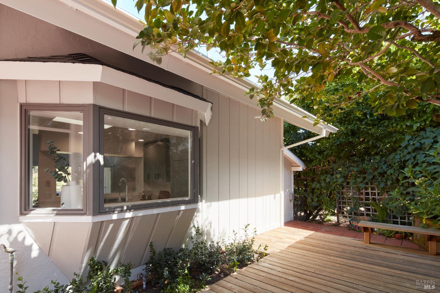 Detail Gallery Image 30 of 34 For 72 Quisisana Dr, Kentfield,  CA 94904 - 4 Beds | 2/1 Baths