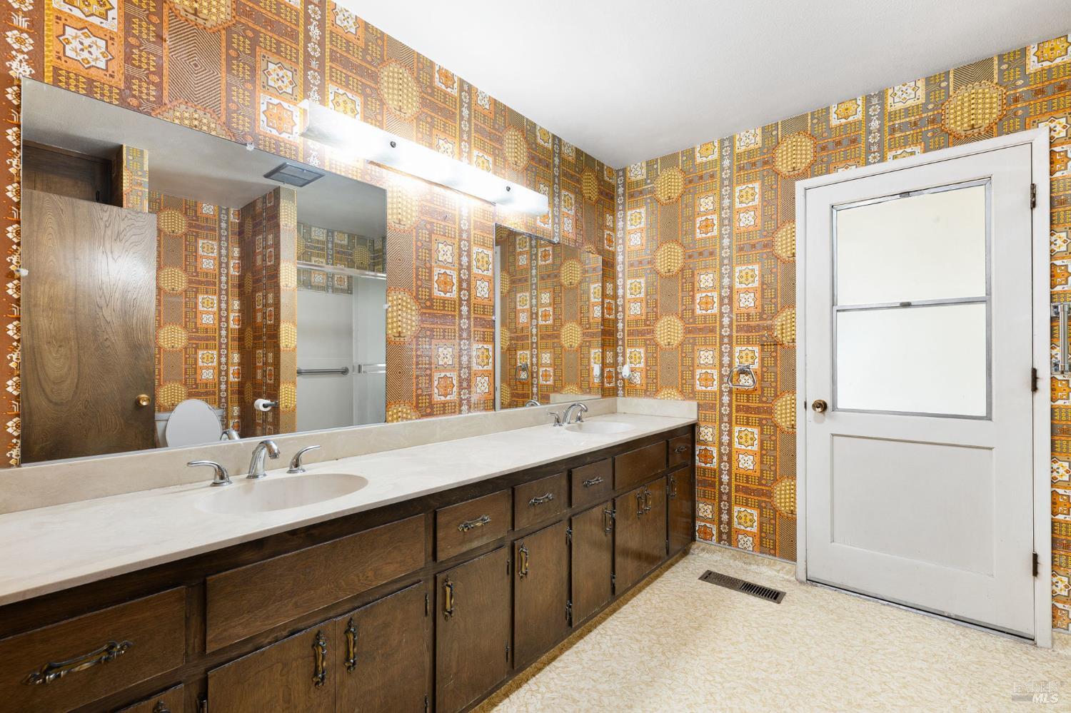 Detail Gallery Image 43 of 64 For 1850 Cravea Ln, Fairfield,  CA 94534 - 5 Beds | 2/1 Baths