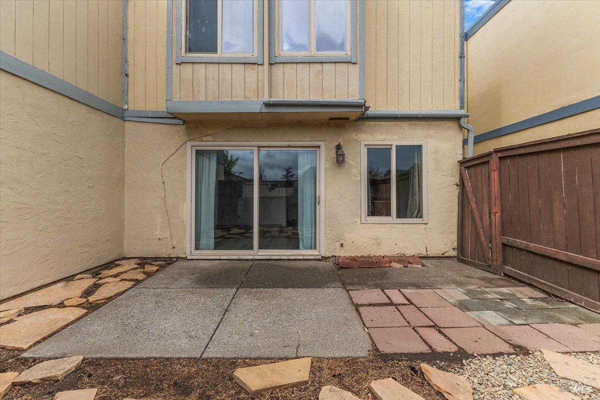 Detail Gallery Image 27 of 32 For 729 Rockwell Pl, Santa Rosa,  CA 95401 - 2 Beds | 1/1 Baths