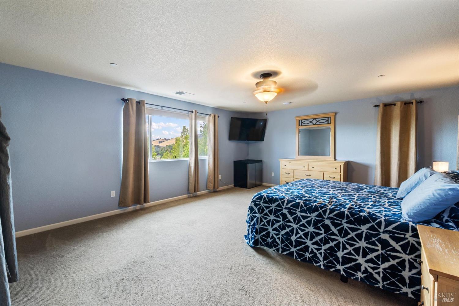 Detail Gallery Image 25 of 43 For 1391 Couples Cir, Fairfield,  CA 94533 - 5 Beds | 3 Baths