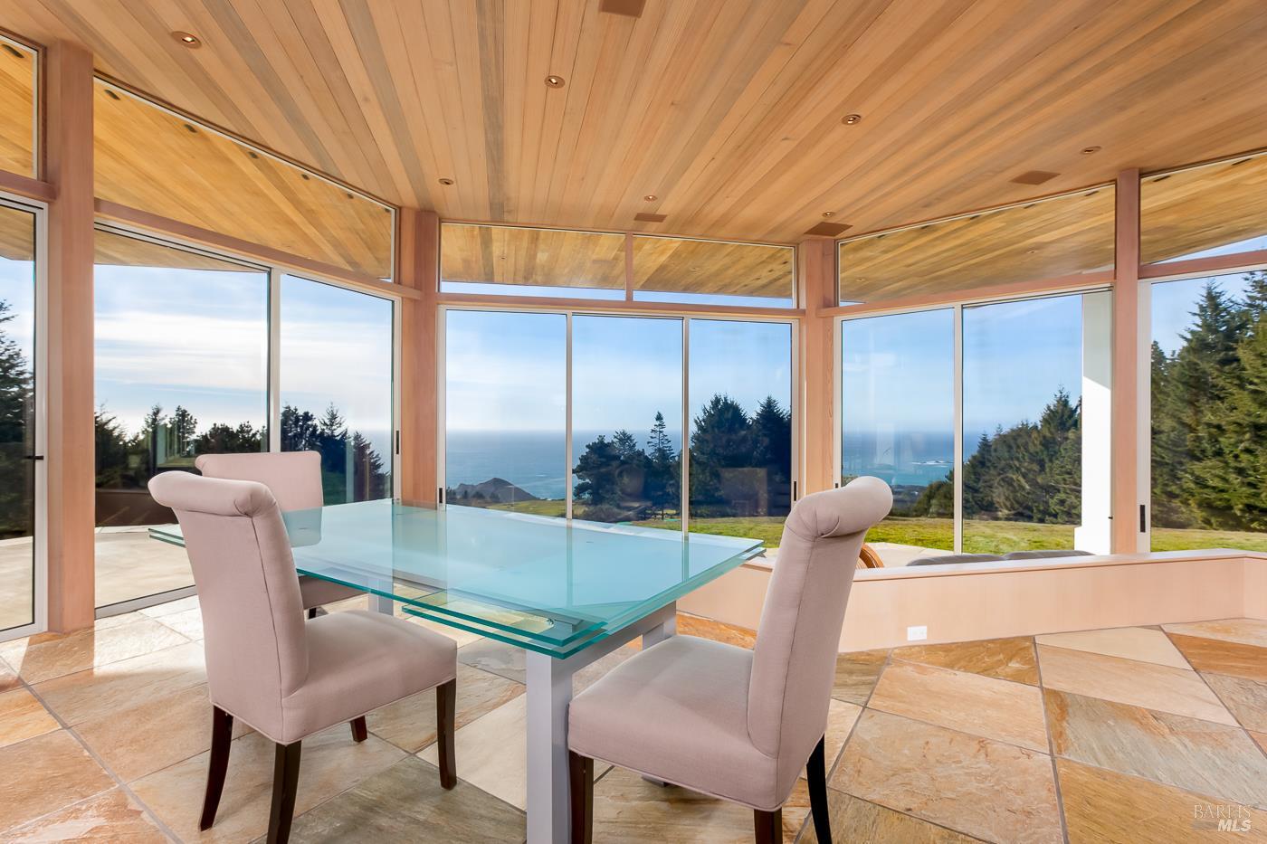 Detail Gallery Image 6 of 49 For 43850 Buckhorn Cove Rd, Little River_1,  CA 95456 - 3 Beds | 4/1 Baths