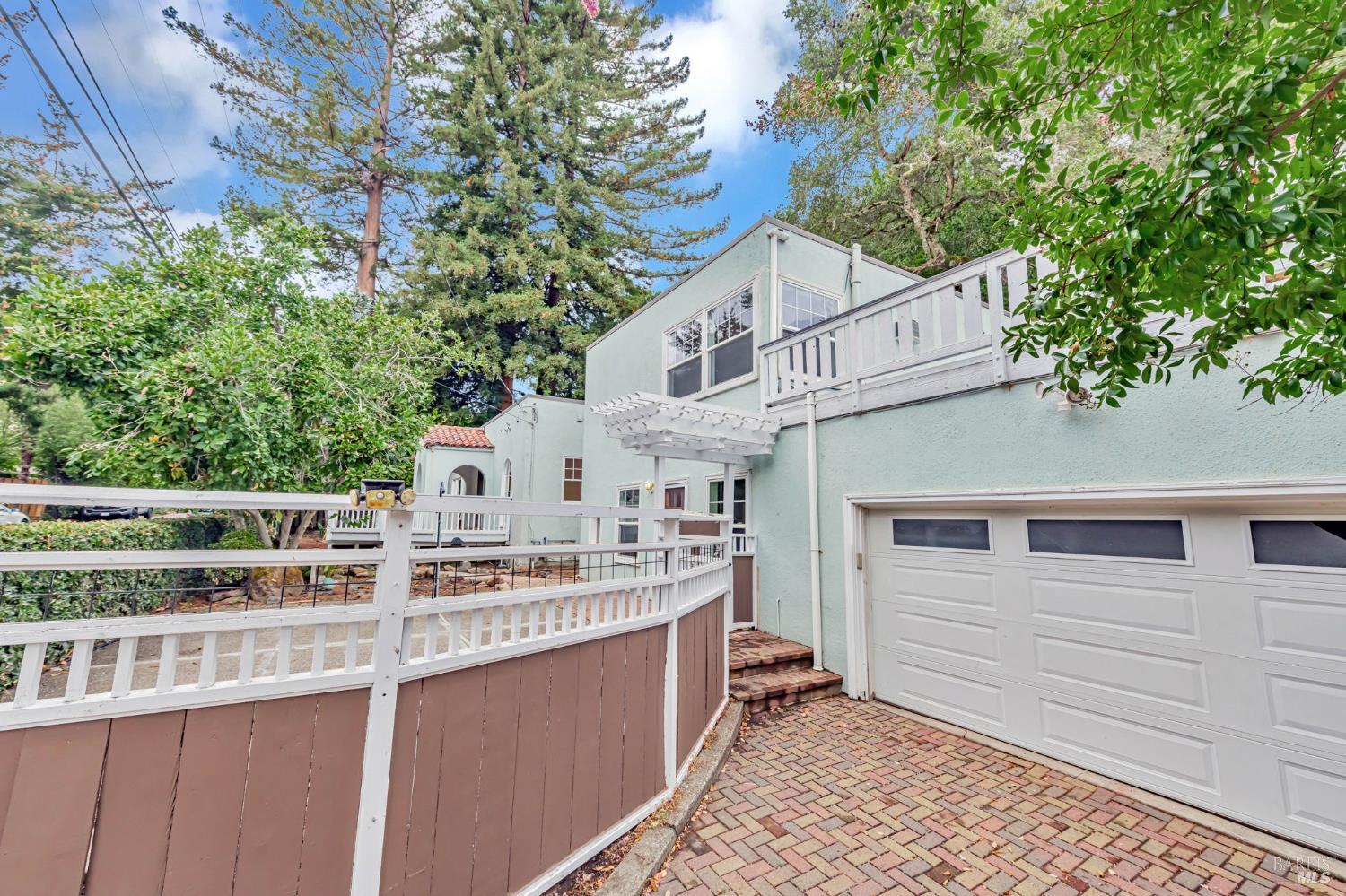 Detail Gallery Image 41 of 50 For 174 Bothin Rd, Fairfax,  CA 94930 - 4 Beds | 3 Baths