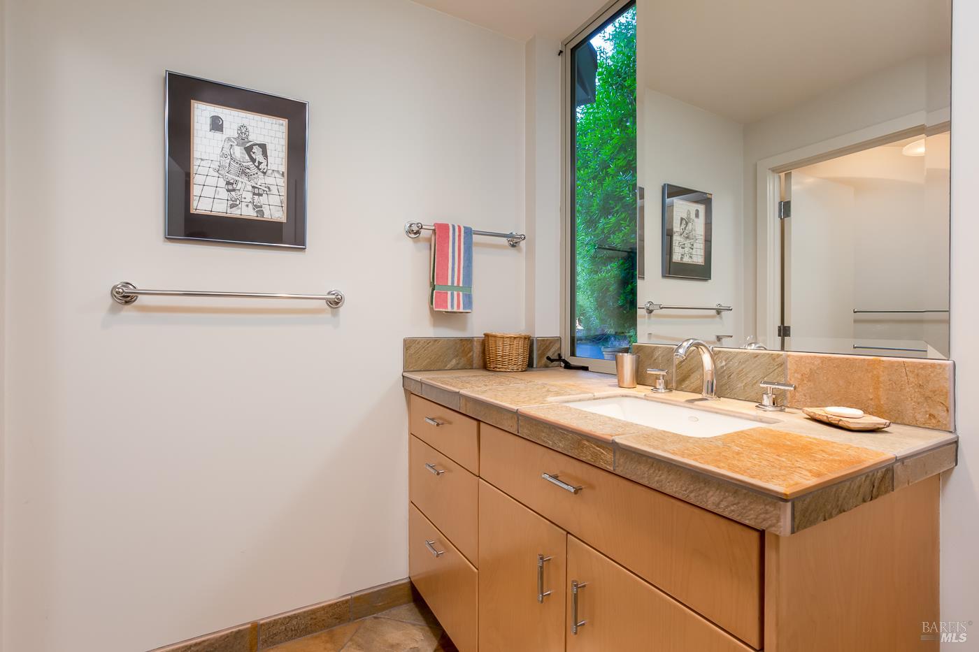 Detail Gallery Image 29 of 49 For 43850 Buckhorn Cove Rd, Little River_1,  CA 95456 - 3 Beds | 4/1 Baths