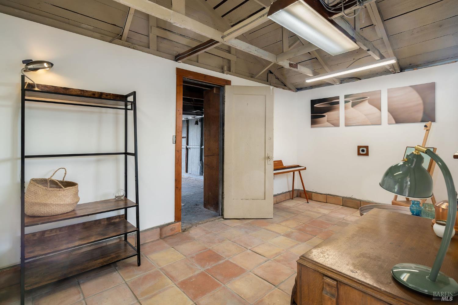 Detail Gallery Image 38 of 52 For 3009 Humboldt Ave, Oakland,  CA 94602 - 5 Beds | 2 Baths