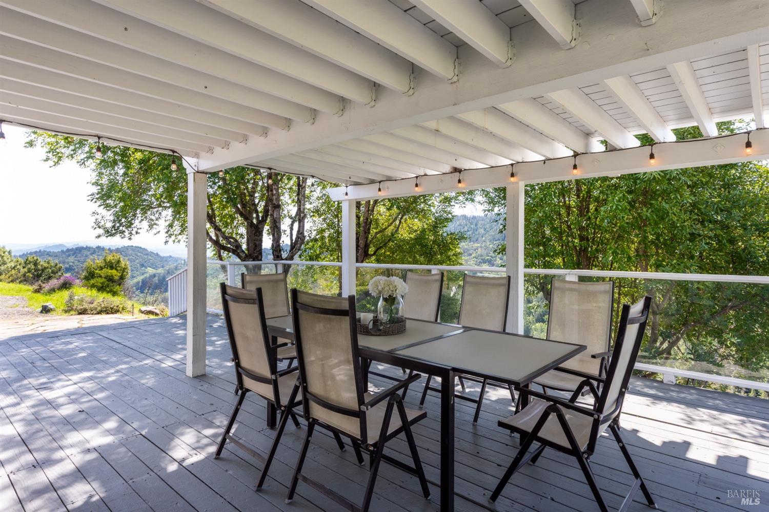 Detail Gallery Image 15 of 64 For 5750 Chemise Rd, Healdsburg,  CA 95448 - – Beds | – Baths