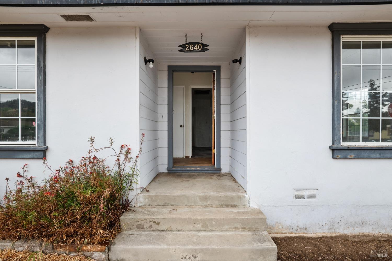 Detail Gallery Image 4 of 34 For 2640 Old Sonoma Rd, Napa,  CA 94558 - 2 Beds | 1 Baths