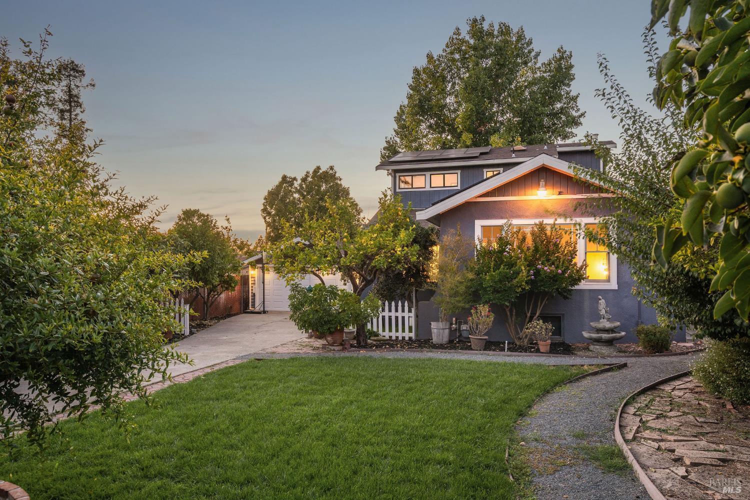 Detail Gallery Image 47 of 52 For 3009 Humboldt Ave, Oakland,  CA 94602 - 5 Beds | 2 Baths