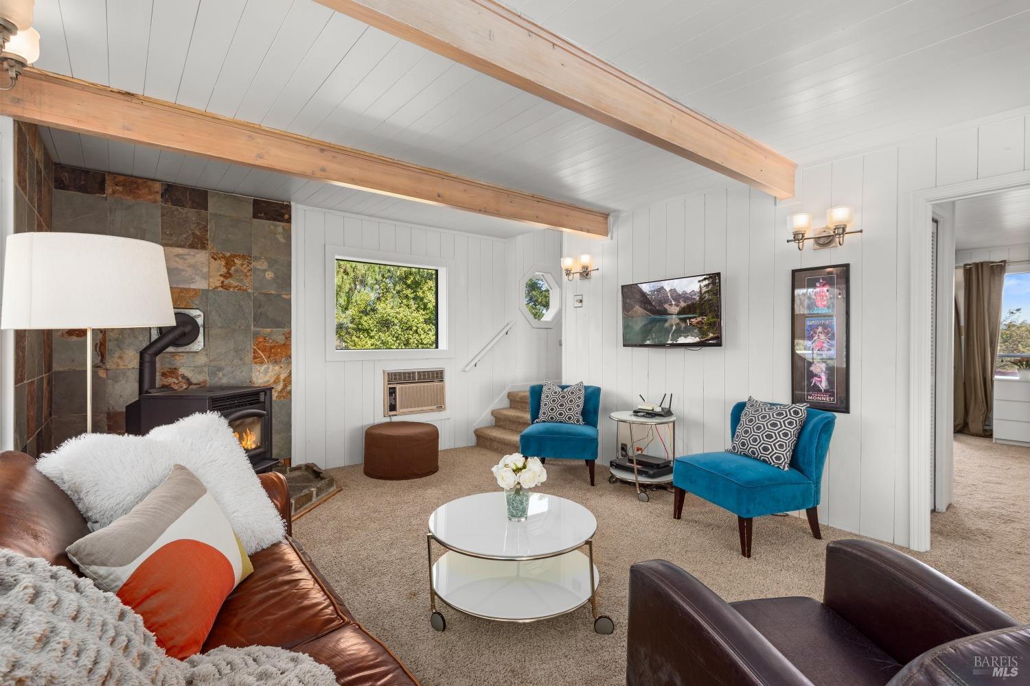 Detail Gallery Image 14 of 64 For 5750 Chemise Rd, Healdsburg,  CA 95448 - – Beds | – Baths