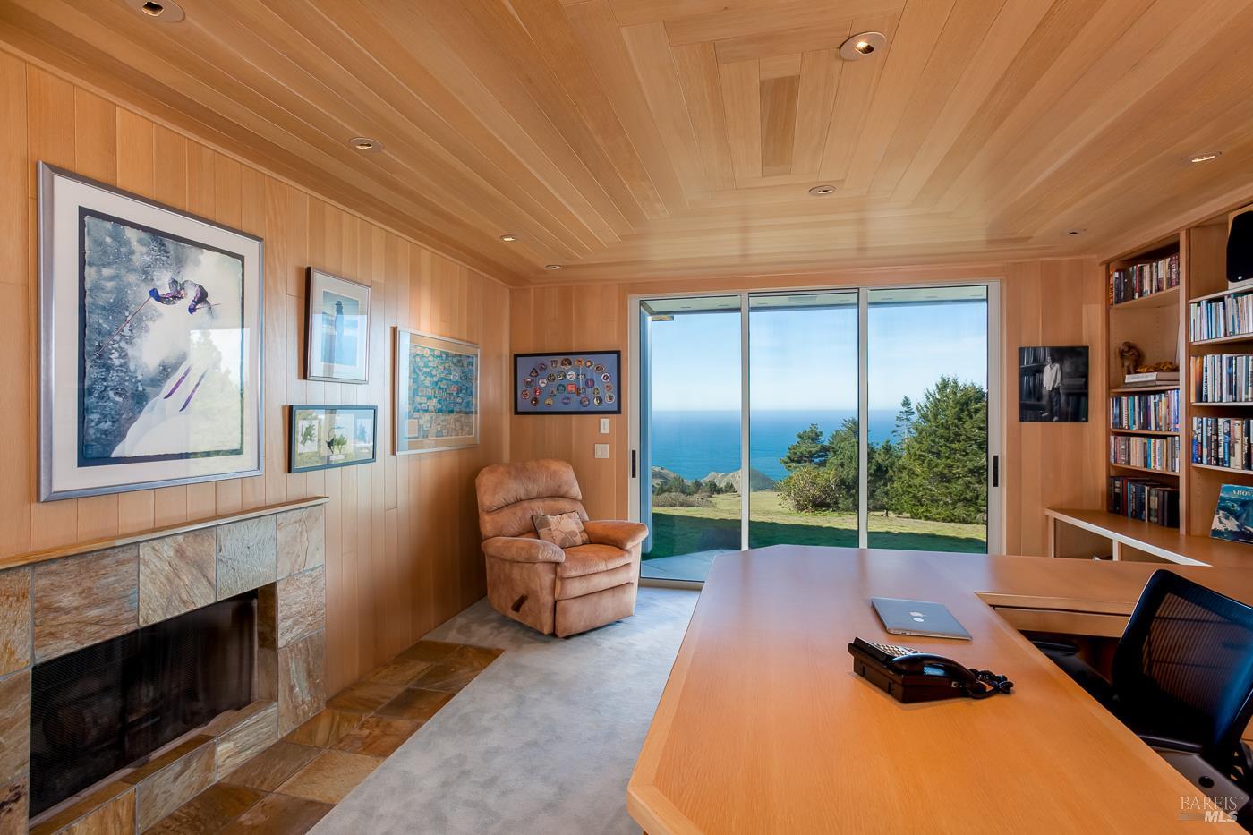 Detail Gallery Image 20 of 49 For 43850 Buckhorn Cove Rd, Little River_1,  CA 95456 - 3 Beds | 4/1 Baths