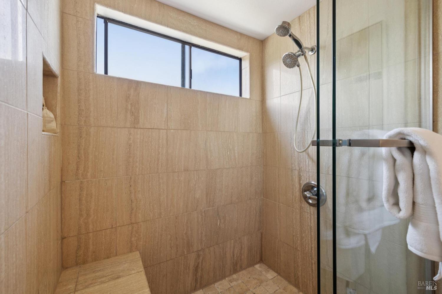 Detail Gallery Image 27 of 40 For 54 Sandpiper Cir, Corte Madera,  CA 94925 - 3 Beds | 2/1 Baths