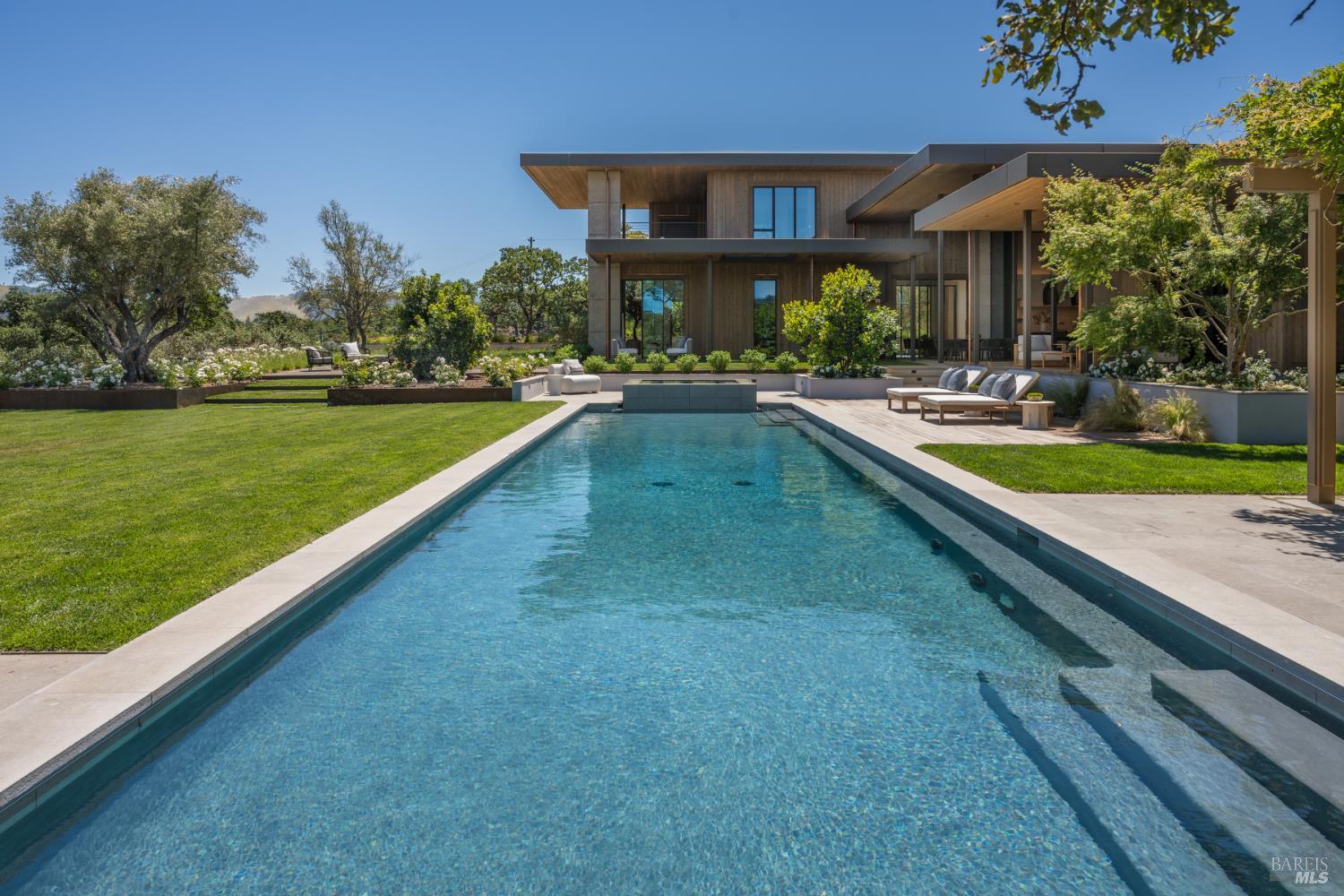 Detail Gallery Image 15 of 51 For 9777 via Cantera Unkn, Kenwood,  CA 95452 - 5 Beds | 6/1 Baths