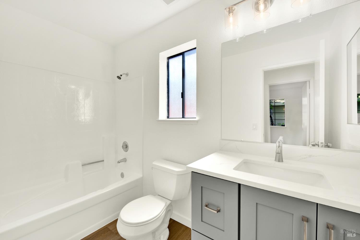 Detail Gallery Image 20 of 55 For 260 Neptunes Ct, Vallejo,  CA 94591 - 3 Beds | 3 Baths