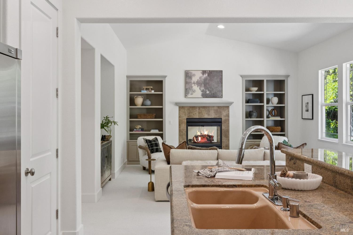 Detail Gallery Image 22 of 49 For 221 Spindle Ct, San Rafael,  CA 94903 - 4 Beds | 4 Baths