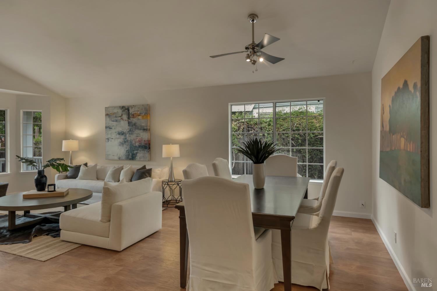Detail Gallery Image 7 of 47 For 15401 Thomas St, Glen Ellen,  CA 95442 - 3 Beds | 2 Baths