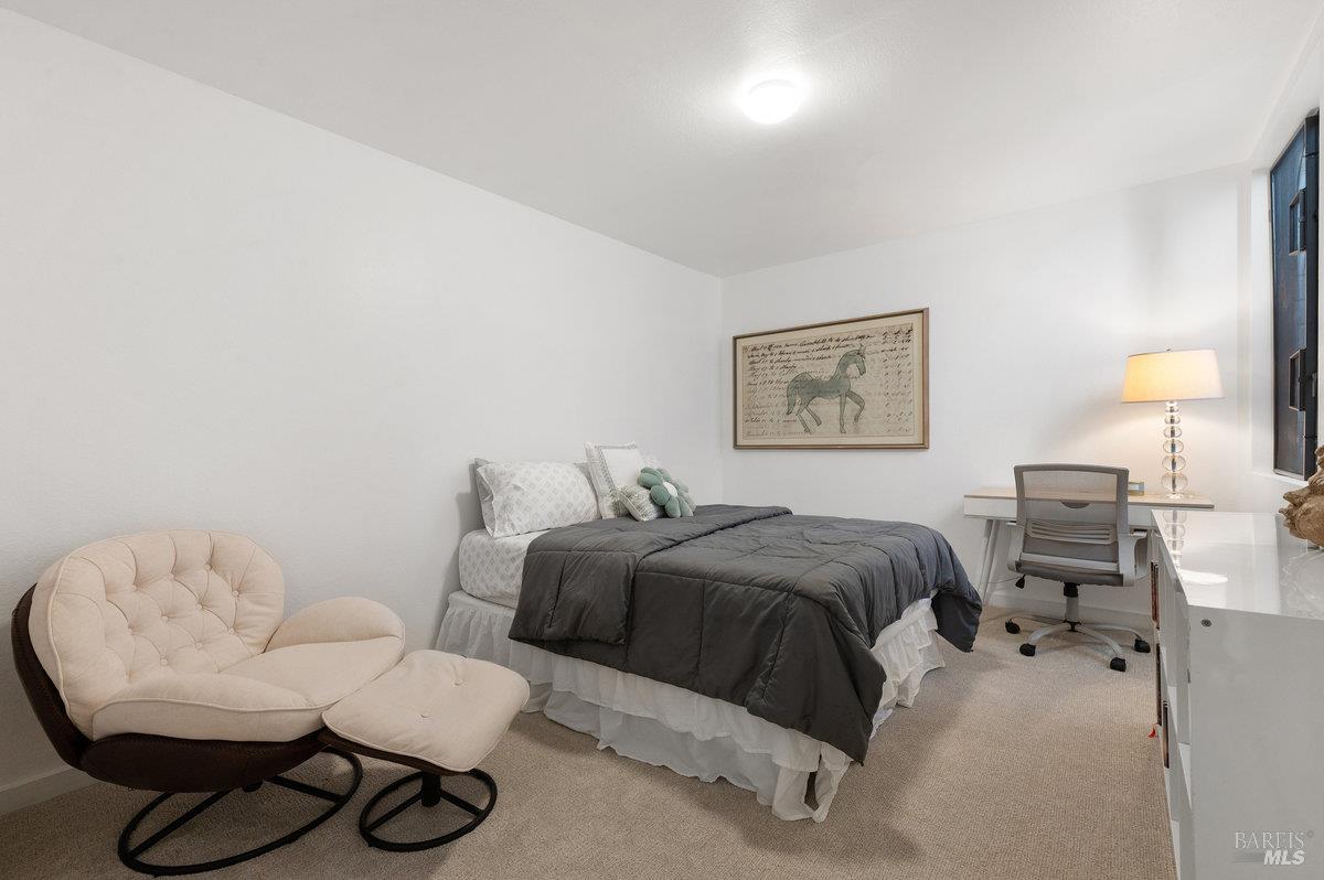 Detail Gallery Image 25 of 32 For 154 Professional Center Pkwy, San Rafael,  CA 94903 - 3 Beds | 2/1 Baths