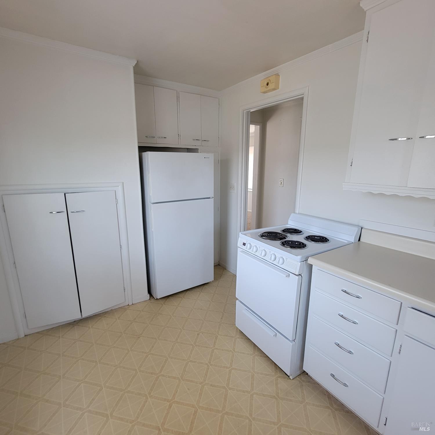 Detail Gallery Image 12 of 17 For 113 E 4th St, Cloverdale,  CA 95425 - – Beds | – Baths