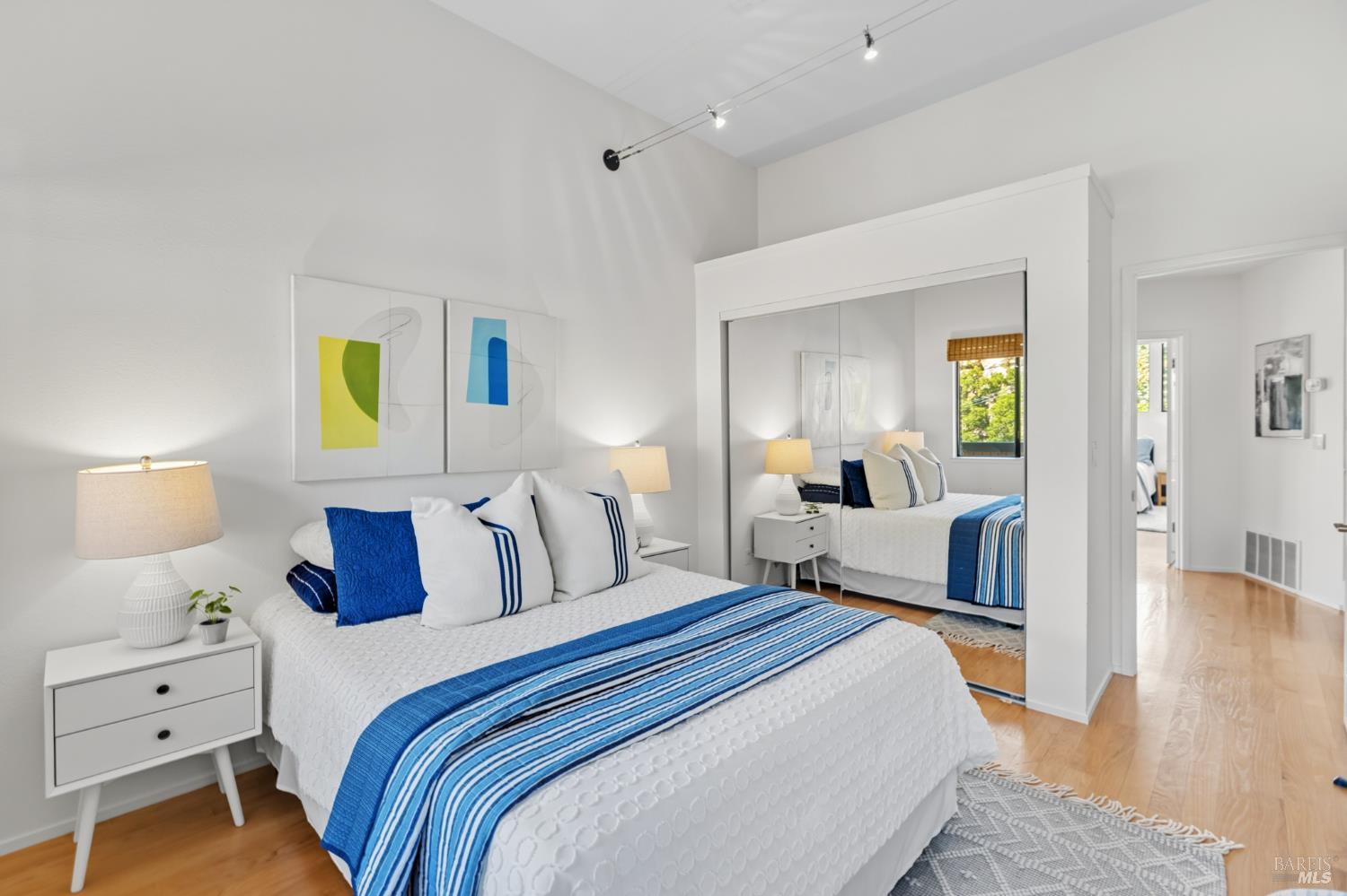 Detail Gallery Image 42 of 63 For 103 Holstein Rd, San Anselmo,  CA 94960 - 3 Beds | 2/1 Baths