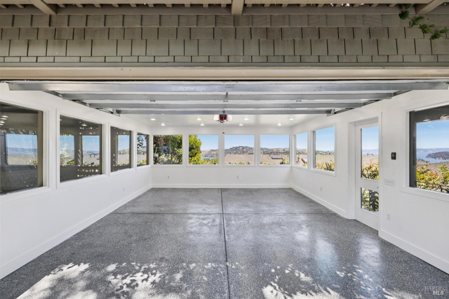 Detail Gallery Image 49 of 66 For 15 Prospect Ave, Sausalito,  CA 94965 - 3 Beds | 3/2 Baths