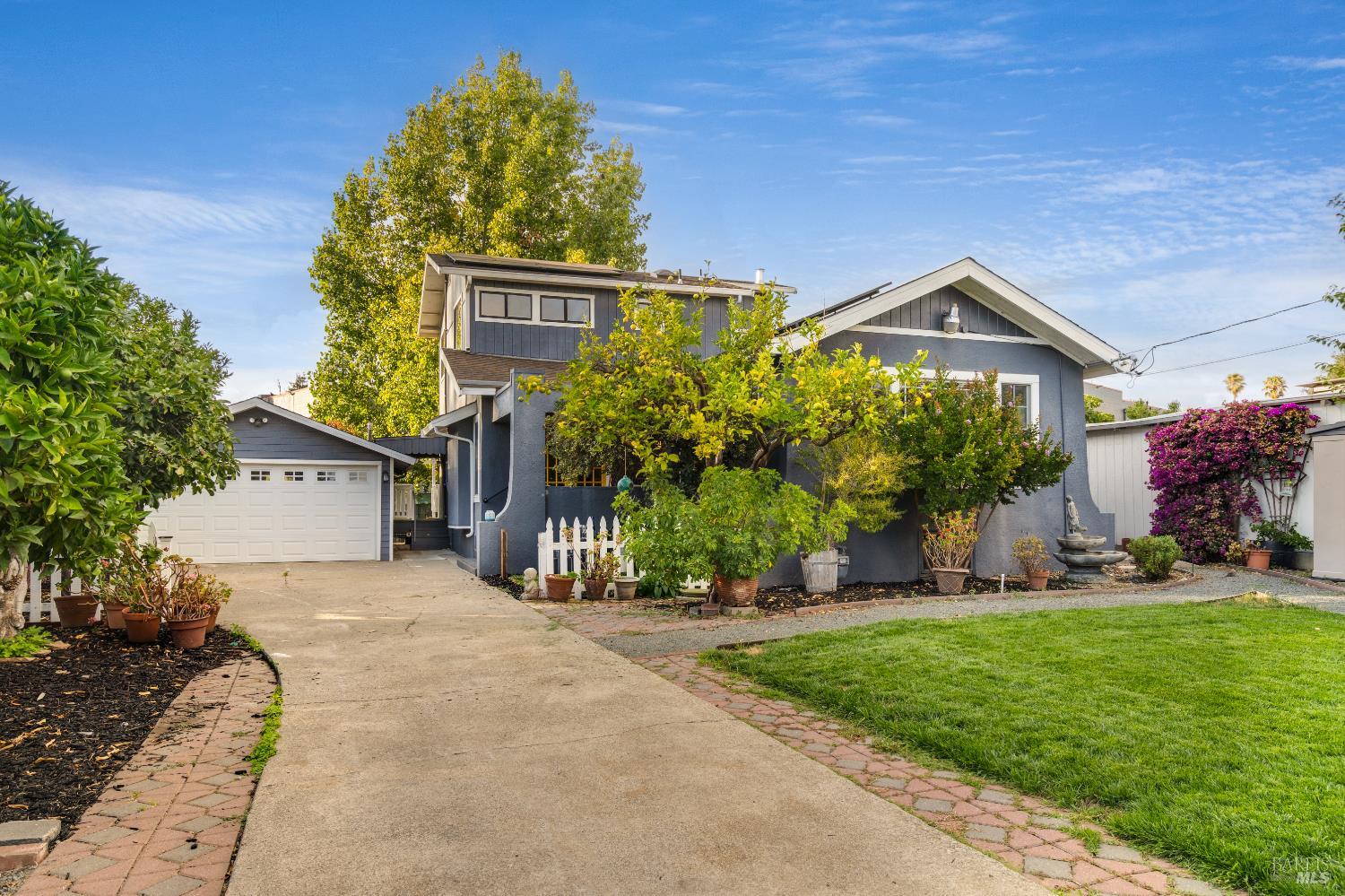 Detail Gallery Image 50 of 52 For 3009 Humboldt Ave, Oakland,  CA 94602 - 5 Beds | 2 Baths