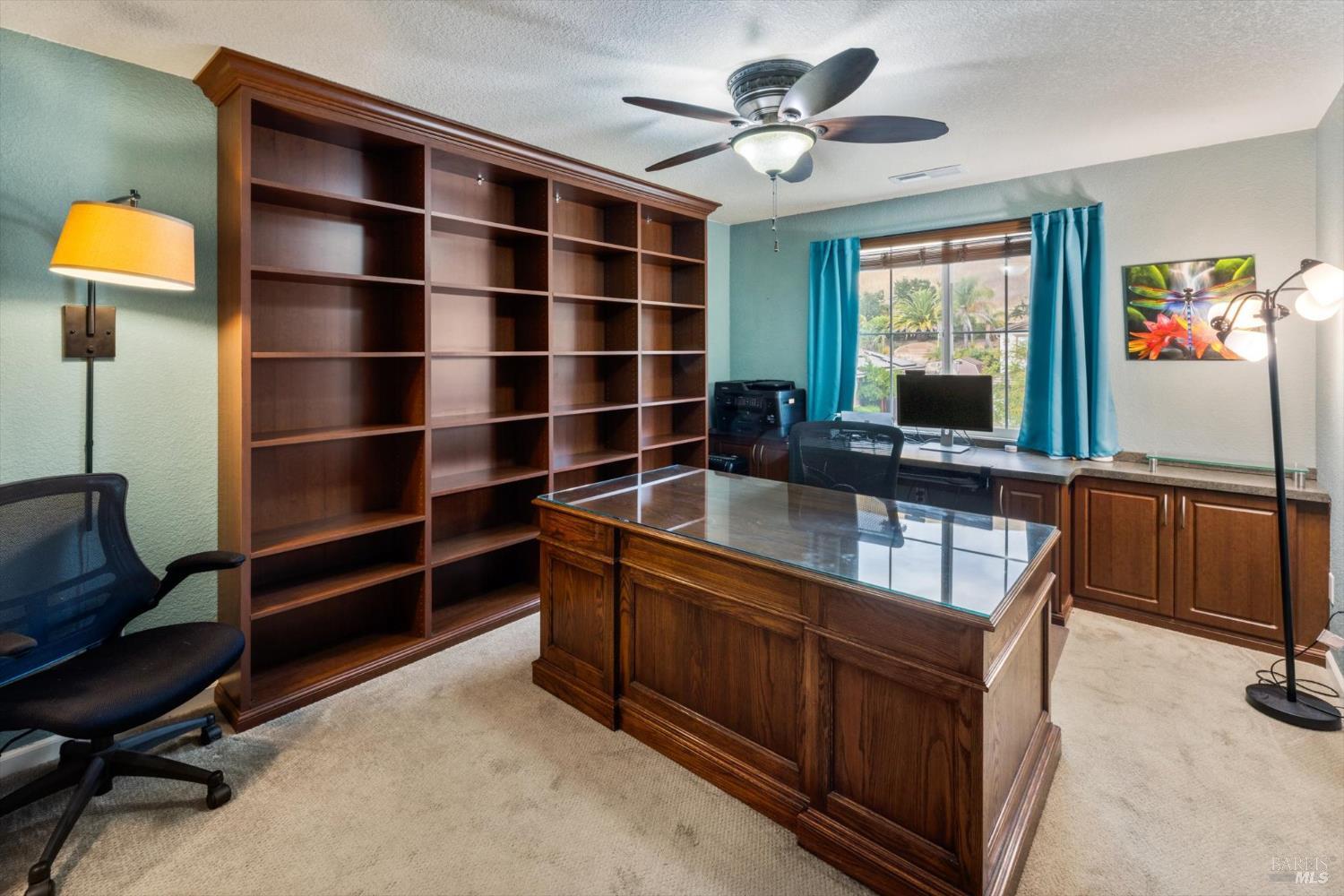 Detail Gallery Image 18 of 43 For 1391 Couples Cir, Fairfield,  CA 94533 - 5 Beds | 3 Baths